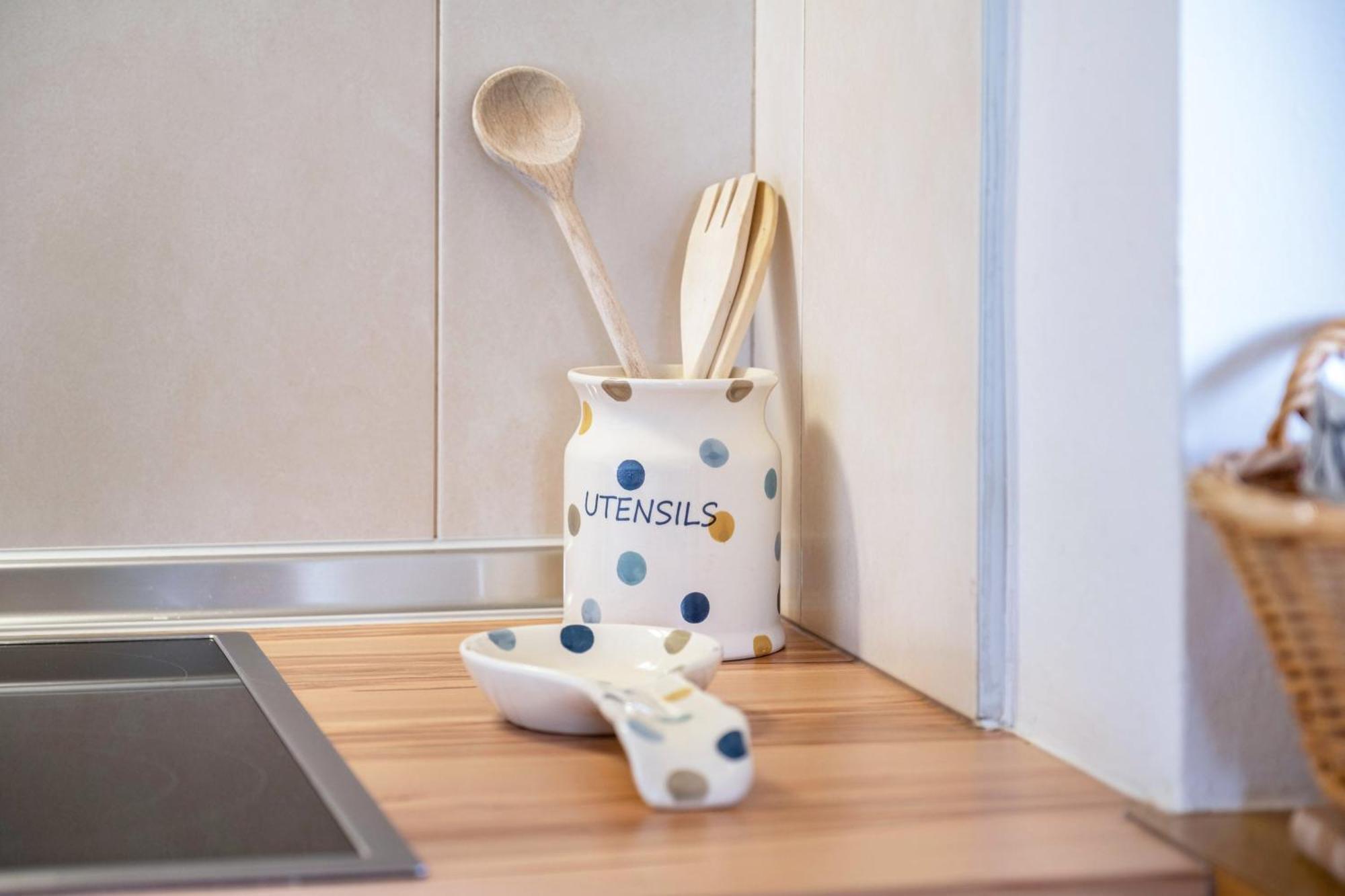Haensel Und Gretel Schlosshof Umes エクステリア 写真